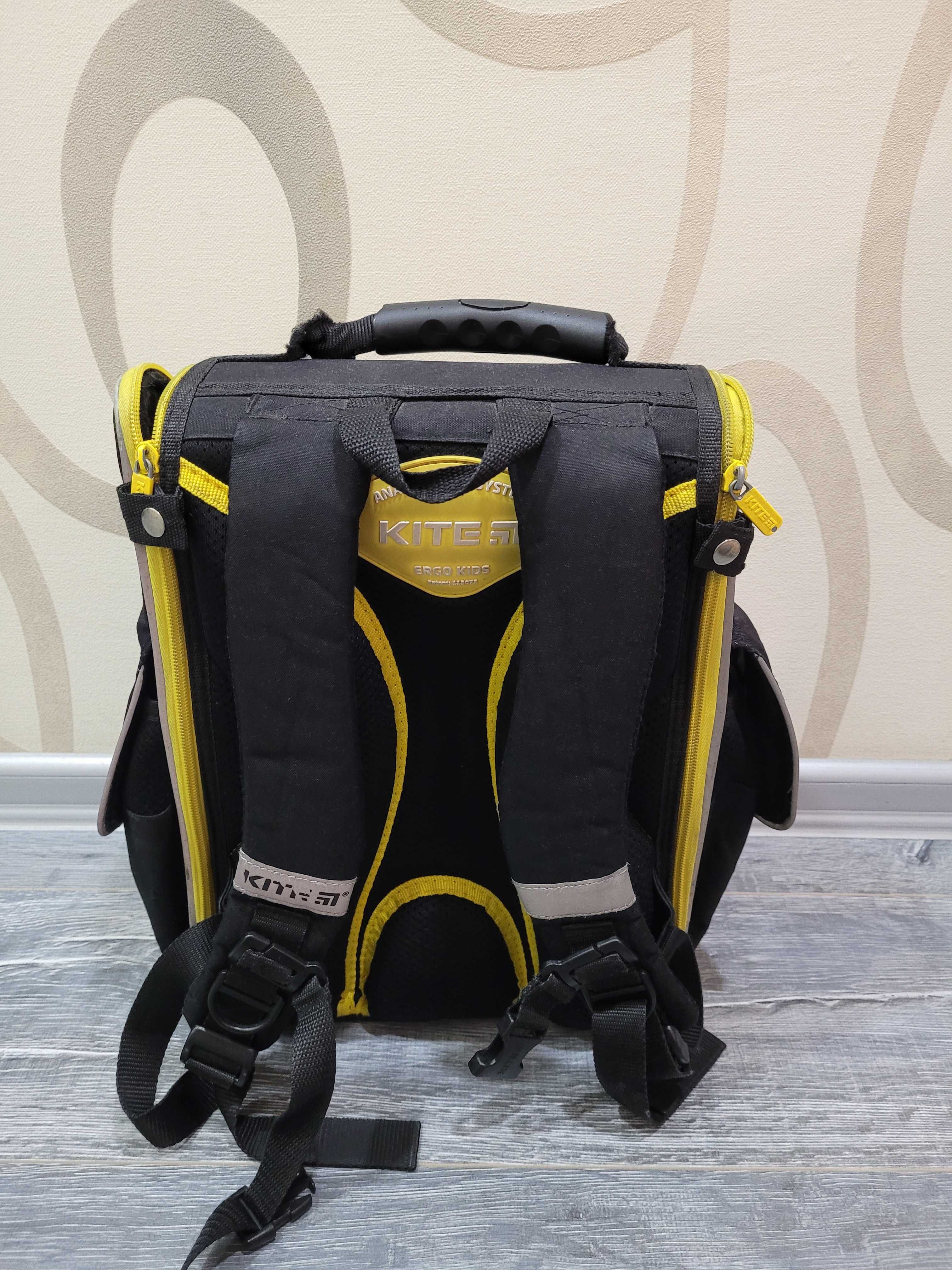 Рюкзак для мальчика Kite Bumblebee начальная школа