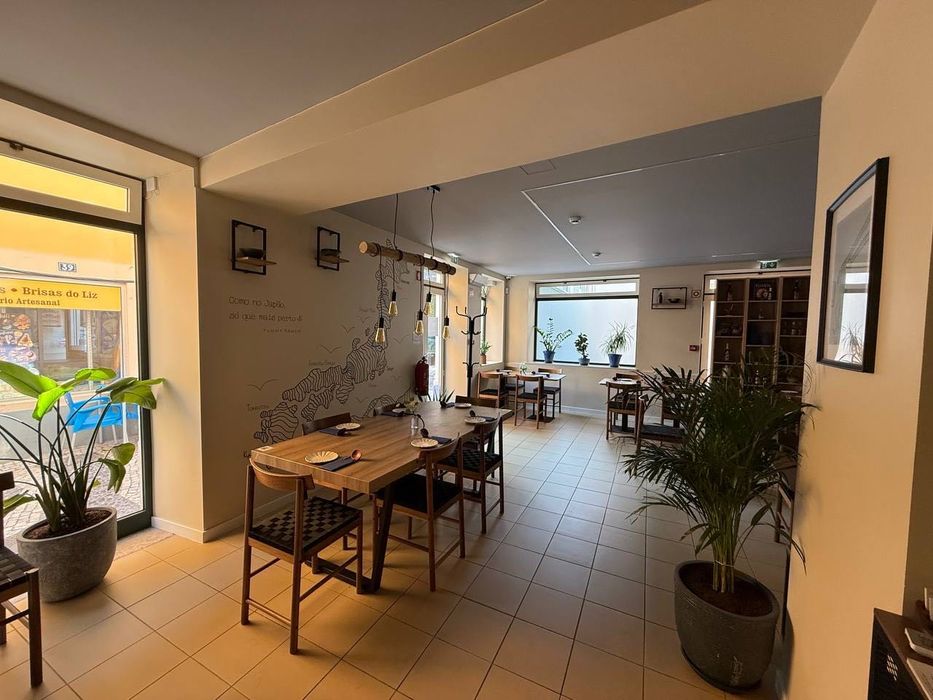 Restaurante para trespasse na rua Barão Viamonte (Rua Direita) Leiria