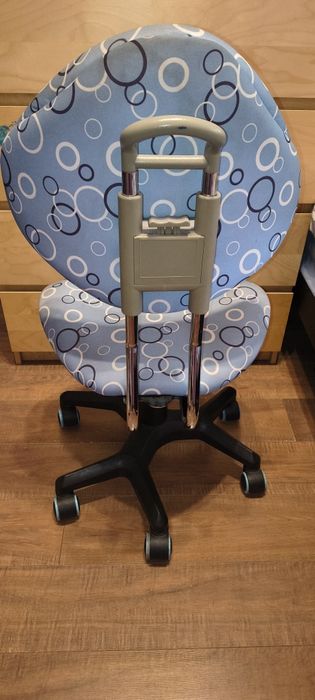 Krzesło regulowane do biurka