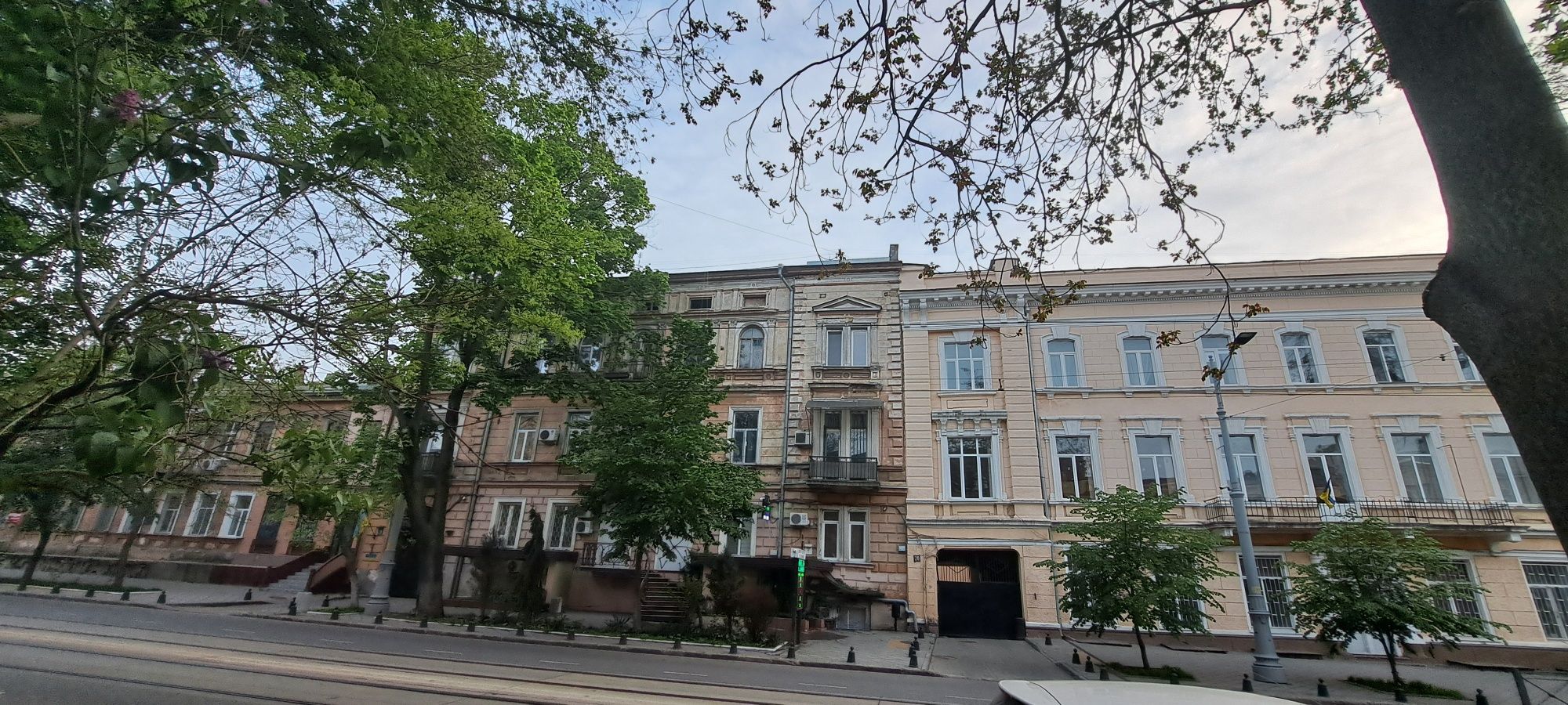 Продам мансардные помещение 80м2 с центре  Одесса на ул. Софиевской