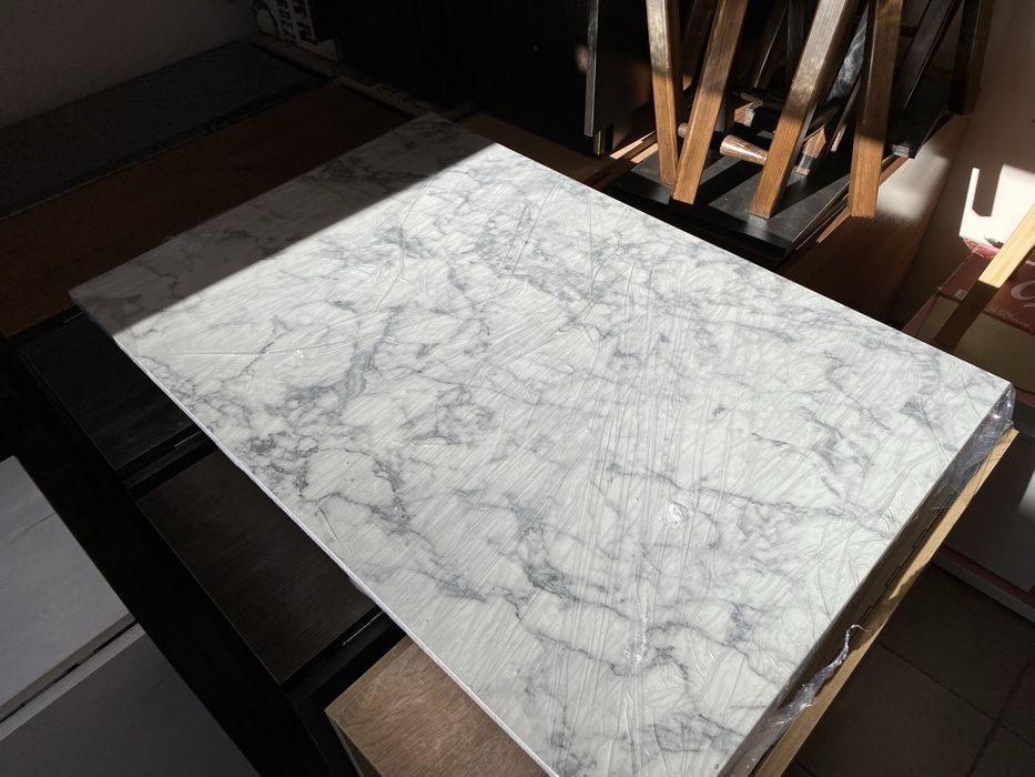 Стіл кухонний