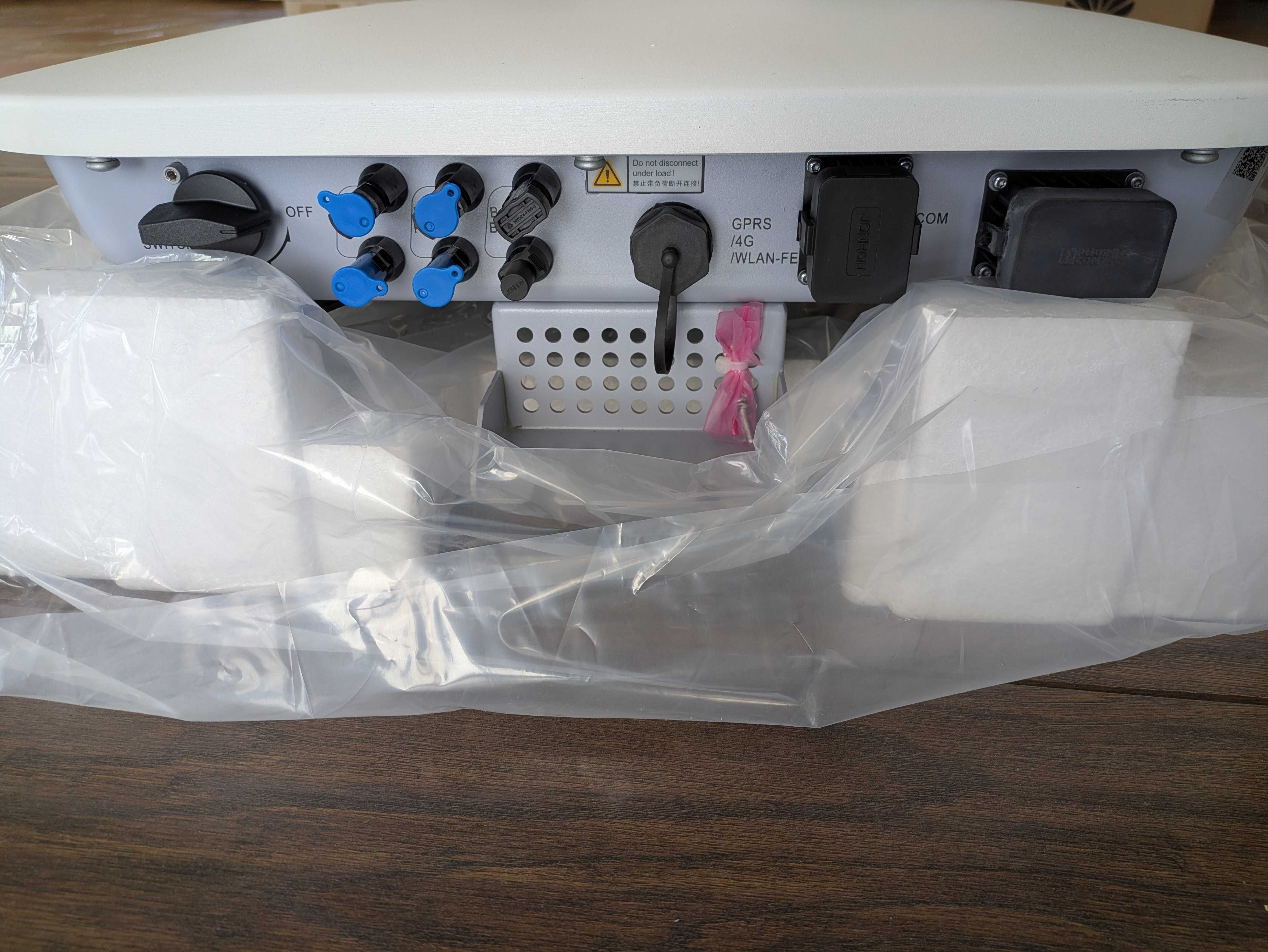 Falownik Huawei SUN2000-6KTL-M1 - moc 6kW Wi-Fi, trójfazowy, dongle