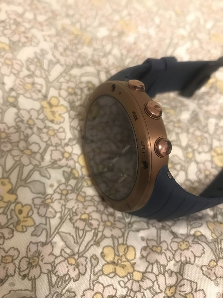 SUUNTO Core Essential