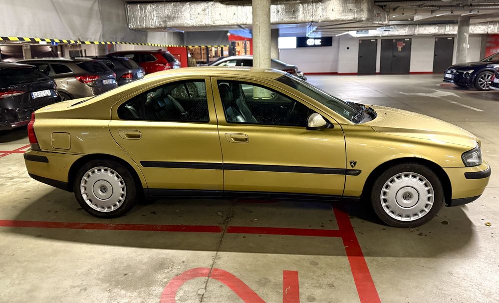 Volvo s60 2.0T godny uwagi 180km benzyna 2001r okazja