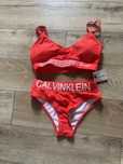 Kostium kąpielowy Calvin Klein w rozm S. Pomaranczowy kolor