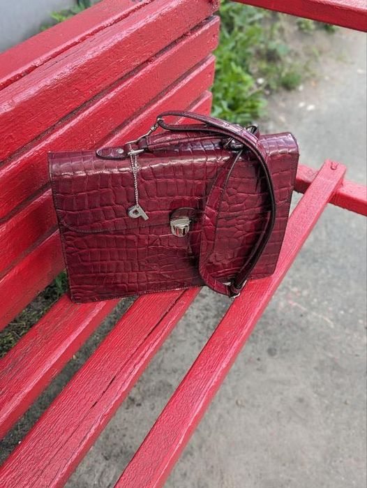 Сумка-портфель з лакової шкіри Picard