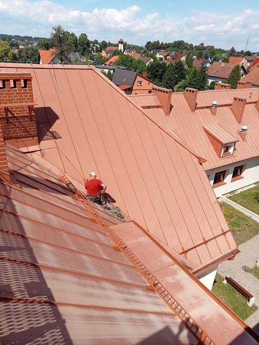 Dachy,dekarz, blacharz .Papa , dachówka , kominy , rynny , przecieki .