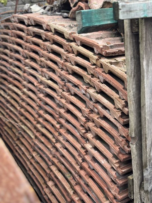 Черепиця стан ідеальний 150кв метрів