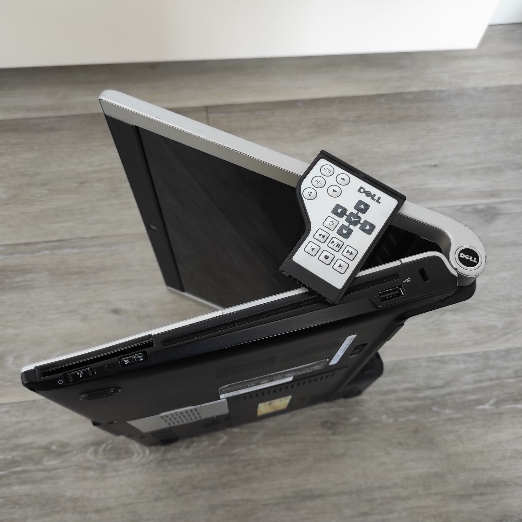 Laptop DELL M1330 core2duo karta wifi klawiatura touchpad pilot