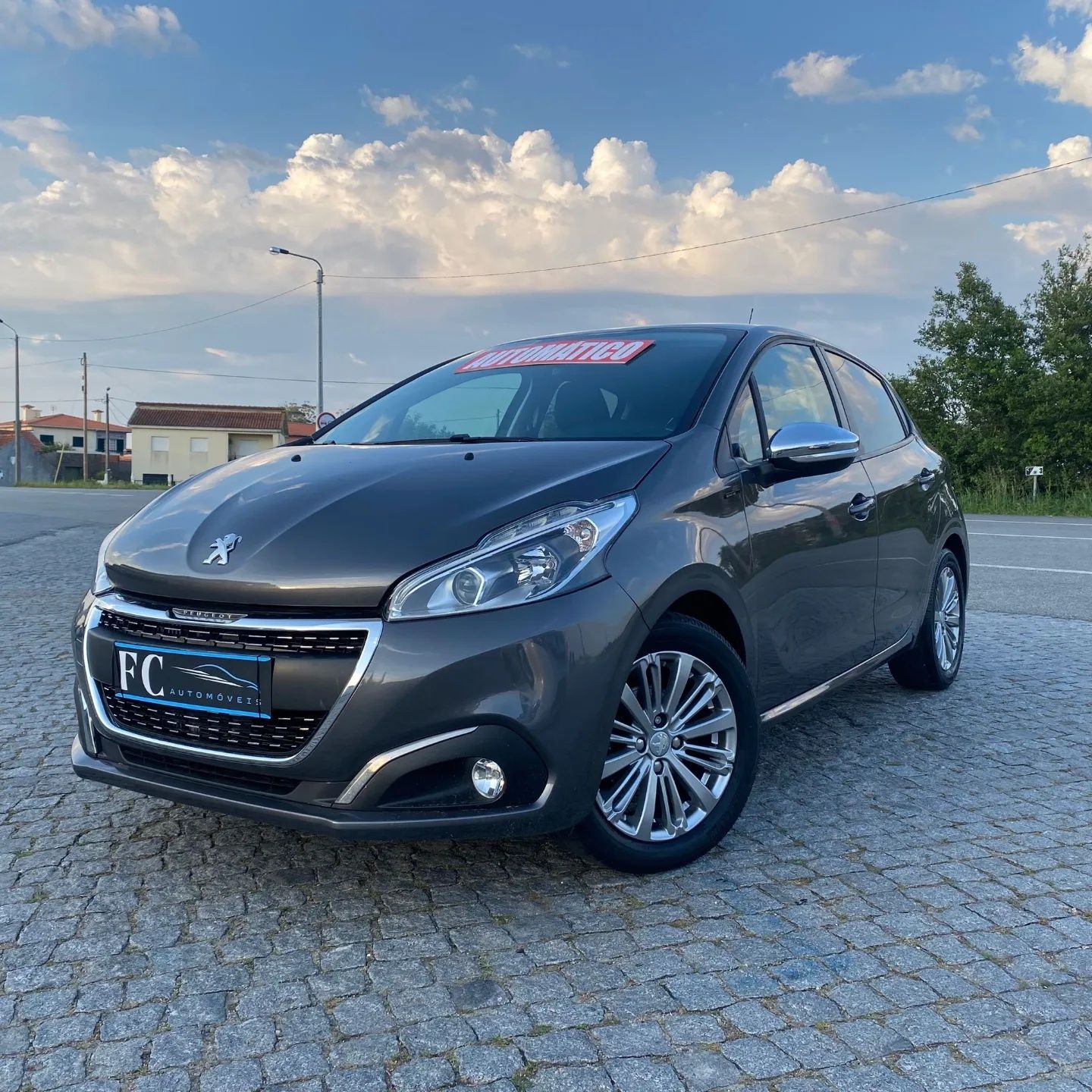 Peugeot 208 Automático 2019