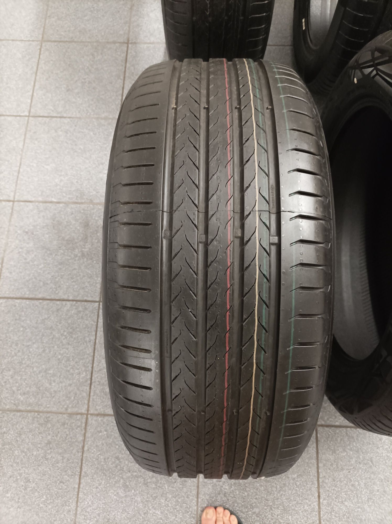 Opony Continental  EcoContact 6Q MO 235/55 R19 W XL letnie 2 szt.