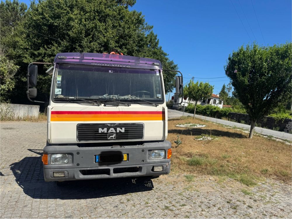 Camião Man 18.264