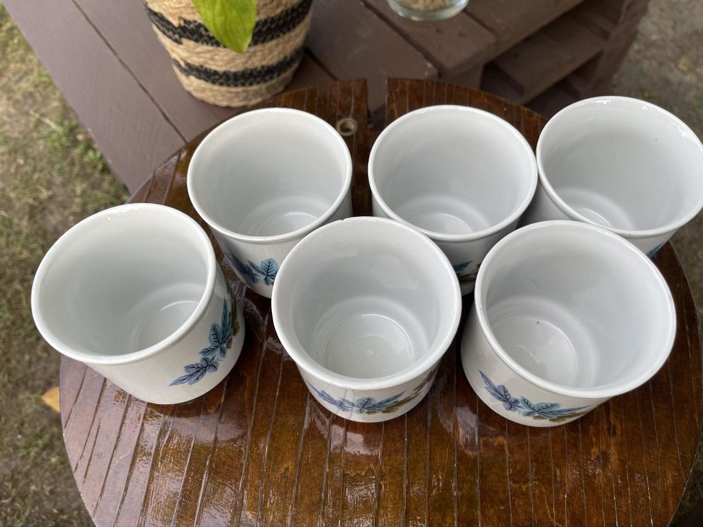 Kubki Kubek Porcelana Chodzież Lubiana PRL