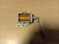Elektromagnes ciągnący 12 V