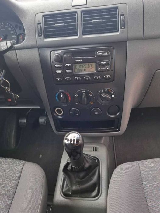 Carrinha Ford Transit Connect