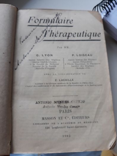 Formulaire Therapeutique G. Lyon e P. Loiseau (117 anos)