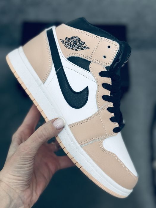 Женские зимние кроссовки Nike Air Retro Jordan 1 зима кожа мех