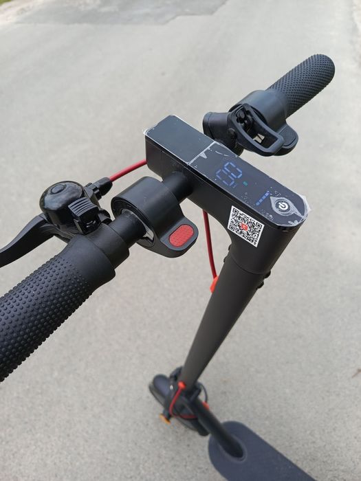 Продам електросамокат