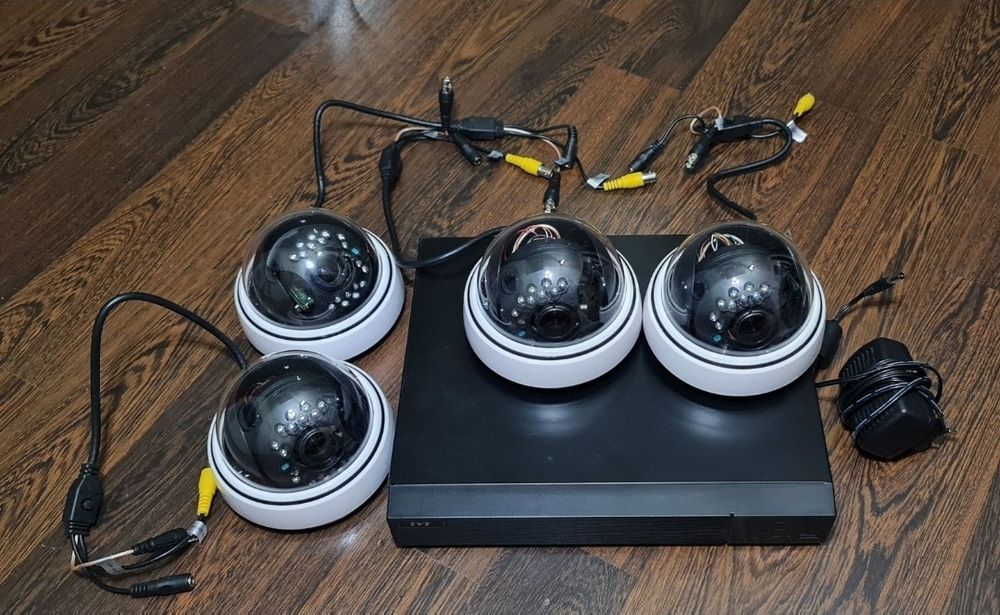 Камери відеонагляду відеоспостереження охранные видеокамеры