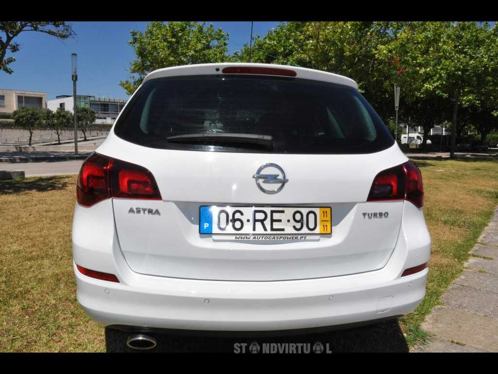 Opel Astra Sports Tourer 1.4 T Cosmo