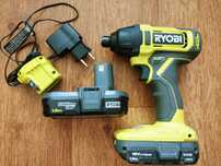 Аккумуляторный гайковерт Ryobi ONE+ PCL235 18V 1/4"