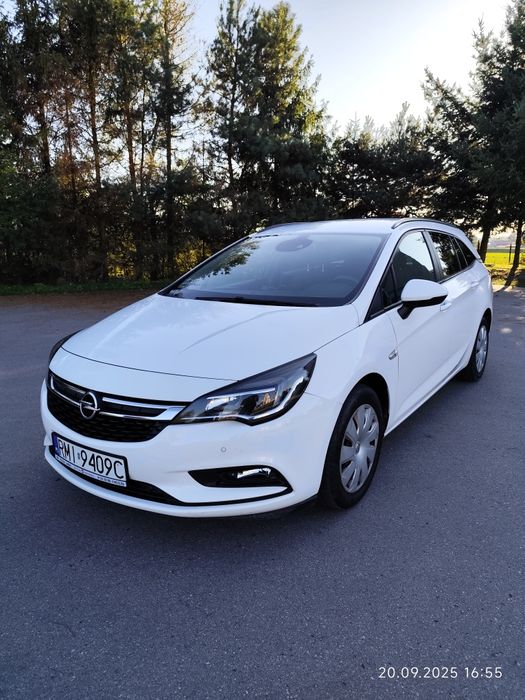 Opel Astra K sport turer 1.6 CDTI ładny stan