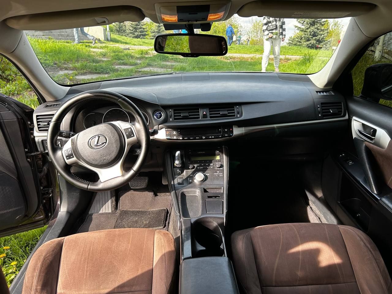 Lexus CT200H не биток