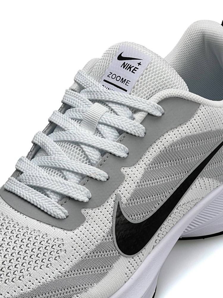 Чоловічі кросівки Nike Zoom Running