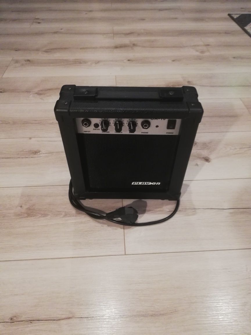 Wzmacniacz do gitary elektrycznej play on