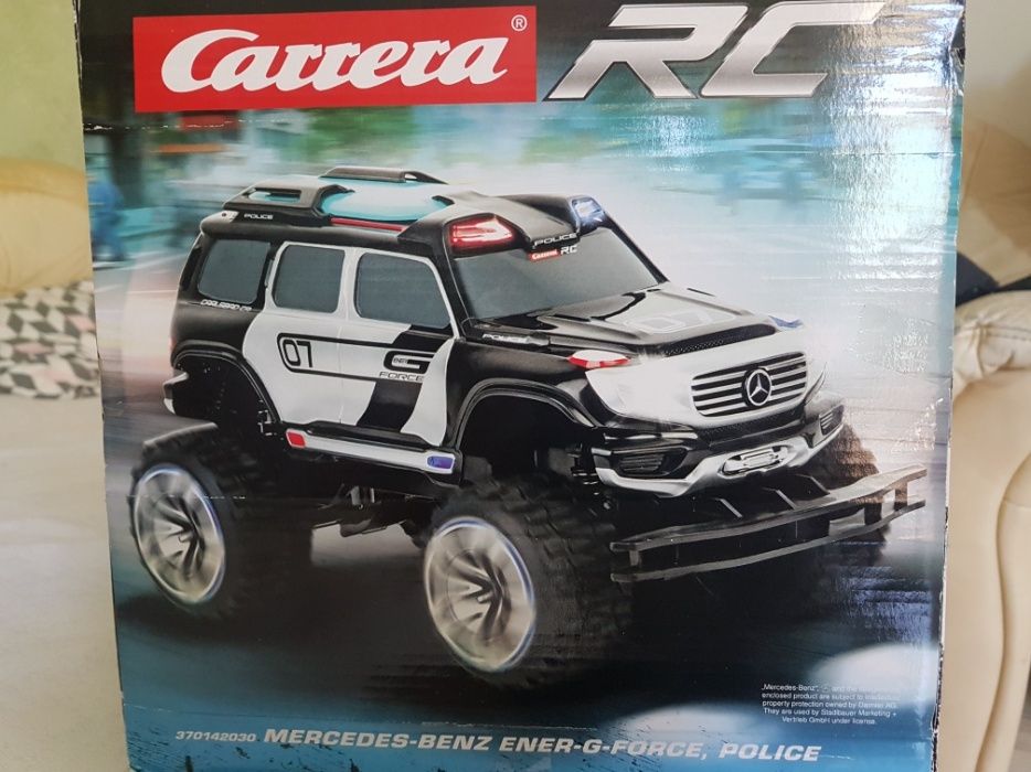 Carrera rc Mercedes Benz ener-g force 2.4 ghzservotronic