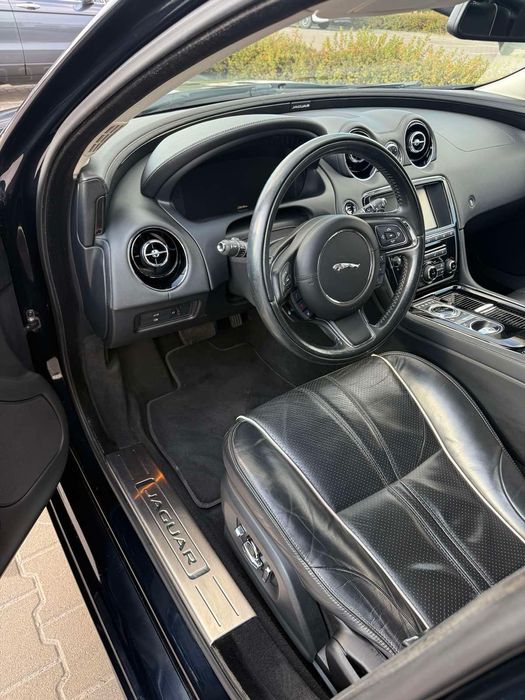 Продам авто Jaguar XJ 2015 р.в.