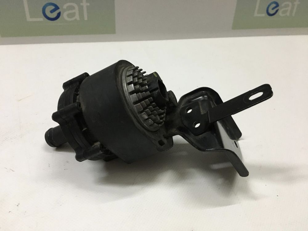 Помпа охолодження на Nissan Leaf 11-12 13-17 18-24