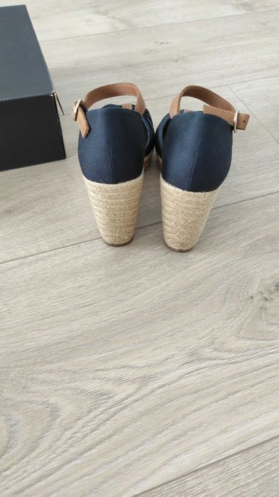 Buty na koturnie Tommy Hilfiger r. 40