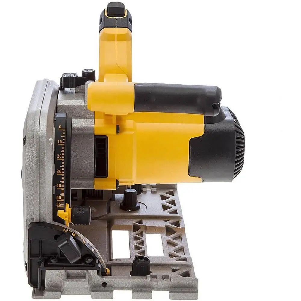 Профессиональная ручная погружная дисковая пила DeWALT DWS520KT