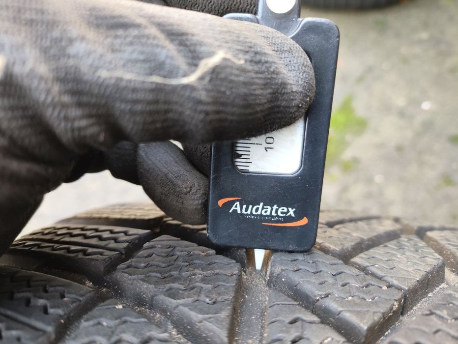 Opony zimowe Bridgestone 2 x 245/40/19 i 2 x 275/35/19, 2022r, 6,5mm