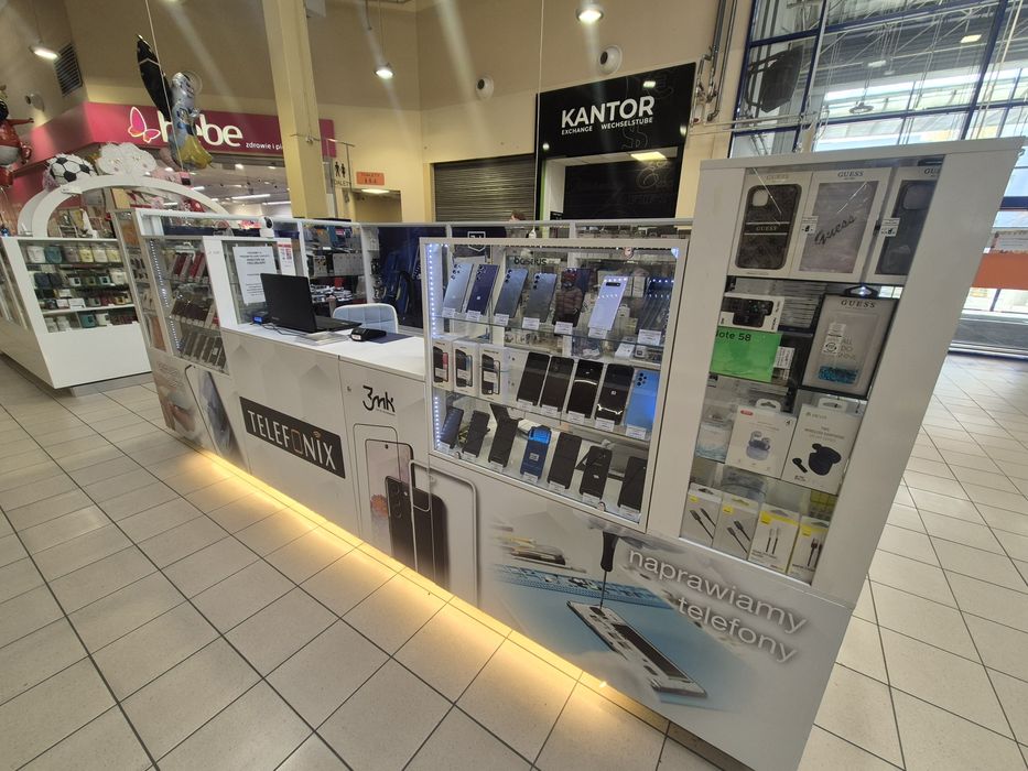 Wyspa handlowa 2x4m. Trasnport i demontaż 14 listopada