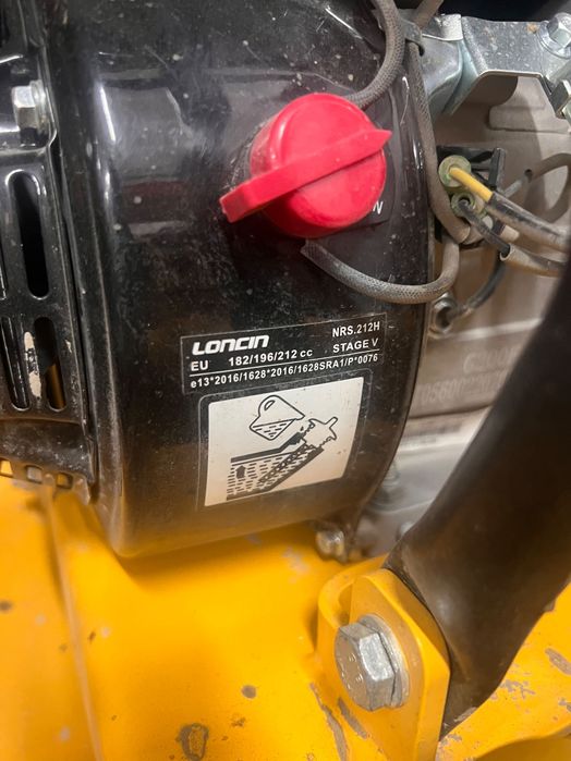 Zagęszczarka Cedrus z silnikiem Loncin NRS.212H