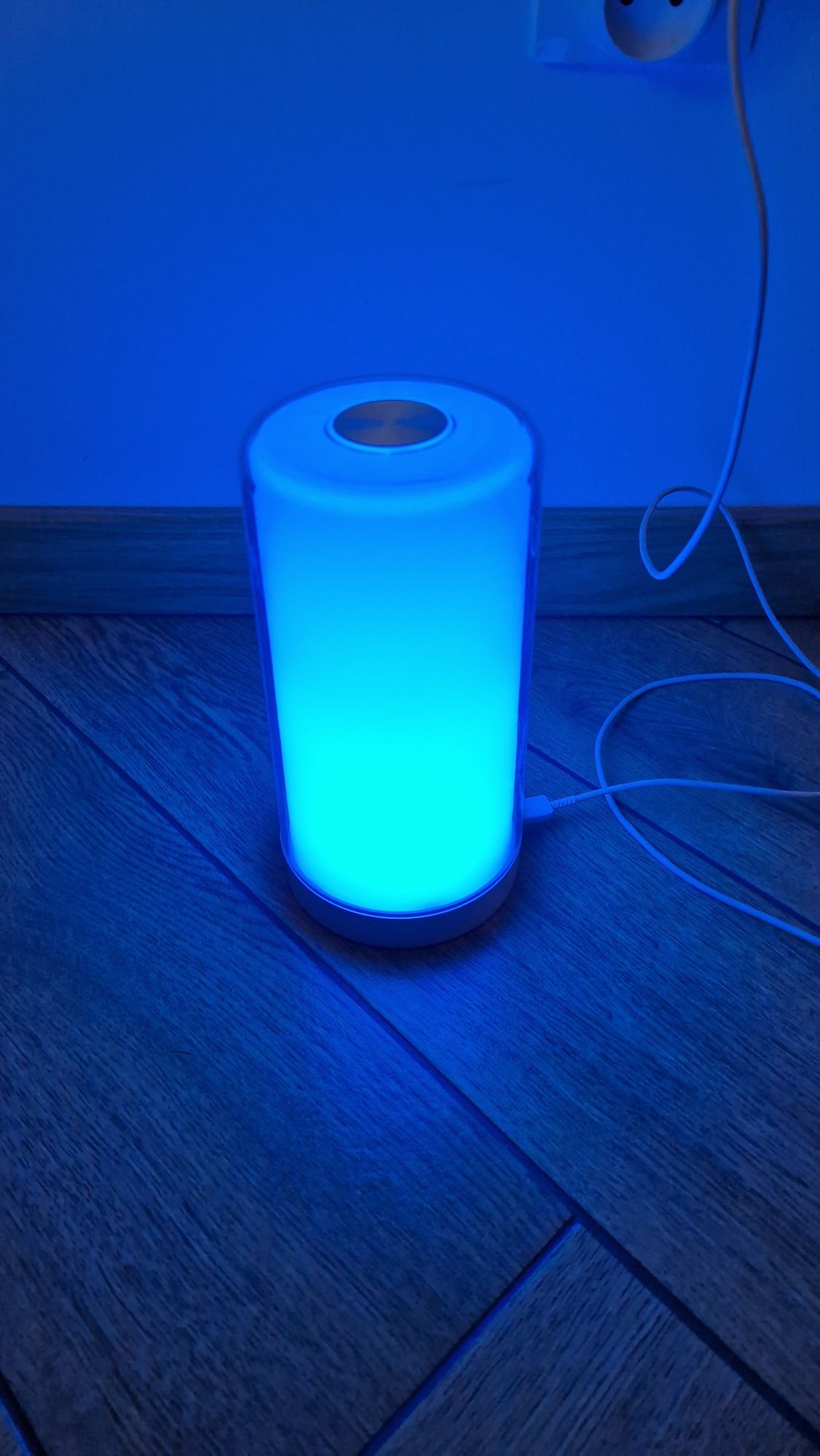 Dotykowa lampka led