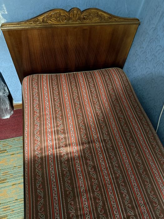 Ліжко односпальне (Безкоштовно)