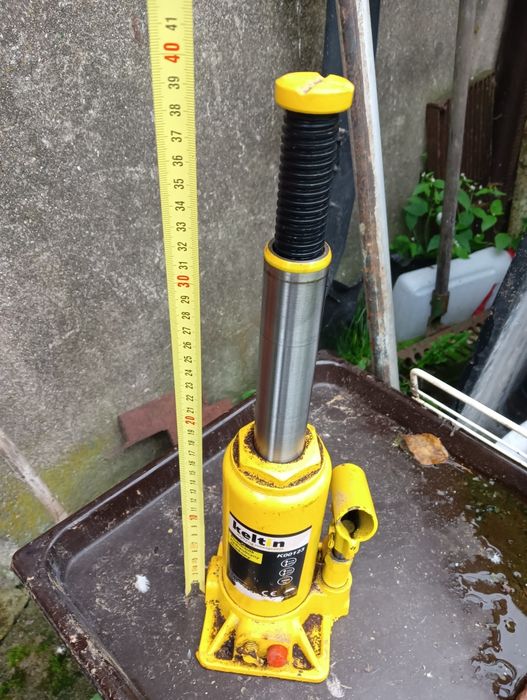 Słupek podnośnik lewarek hydrauliczny