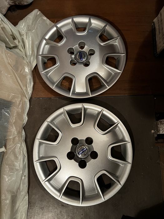 Kołpaki oryginalne VOLVO 16”
