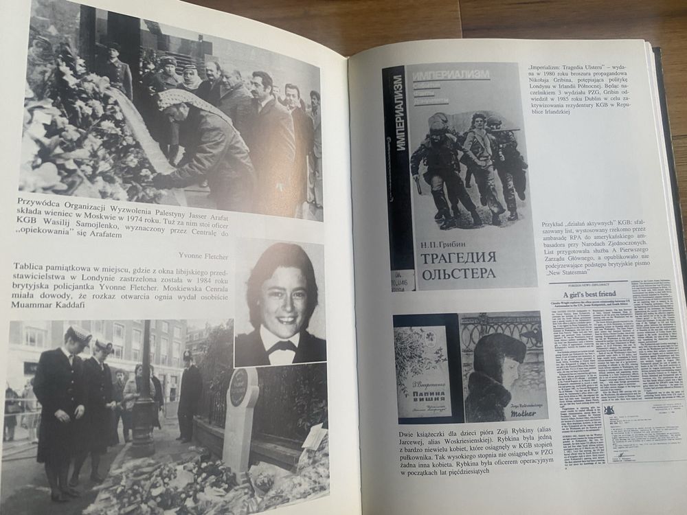 Christopher Andrew, Oleg Gordijewski. KGB