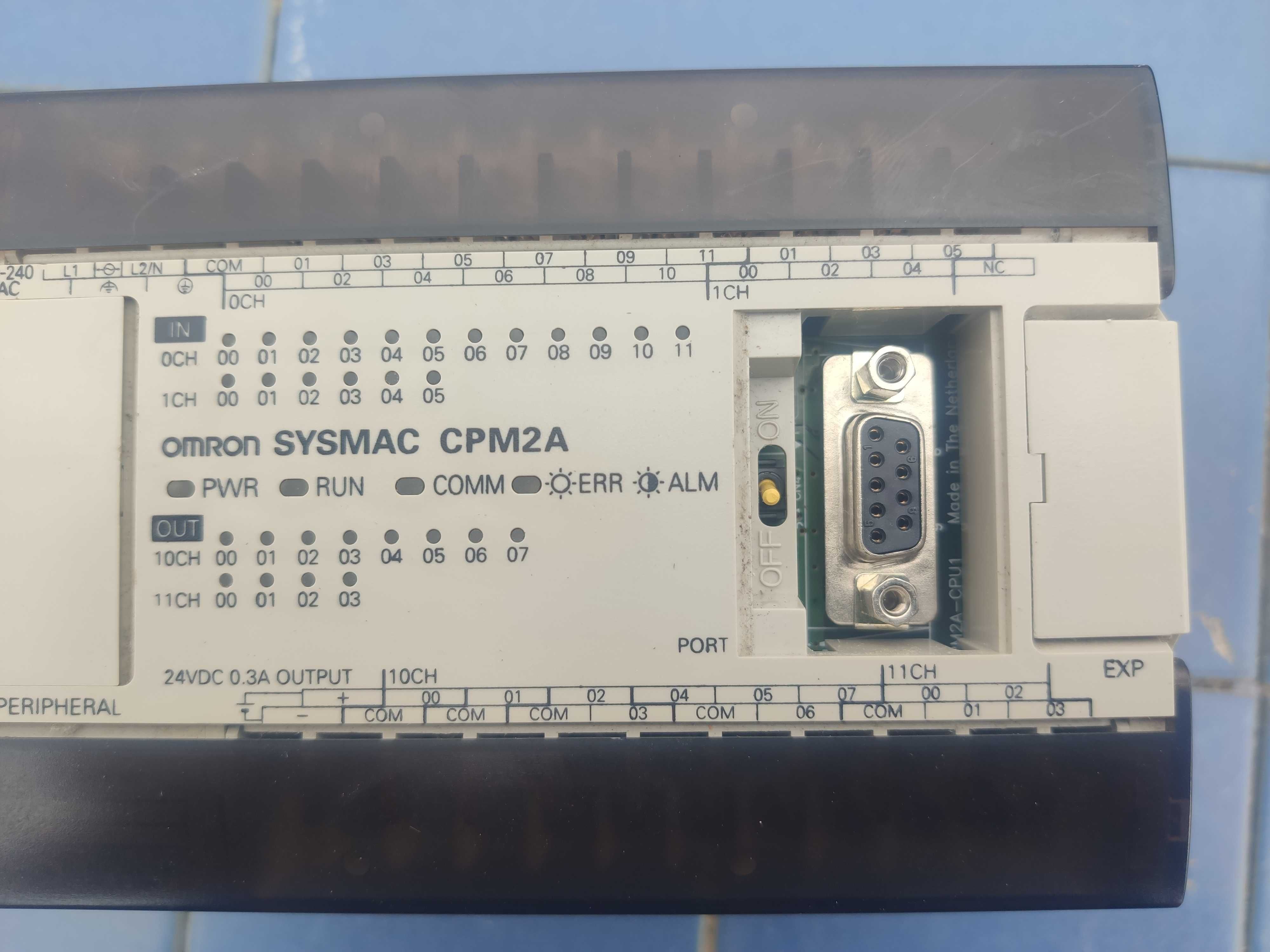 Autómato Omron CPM2A