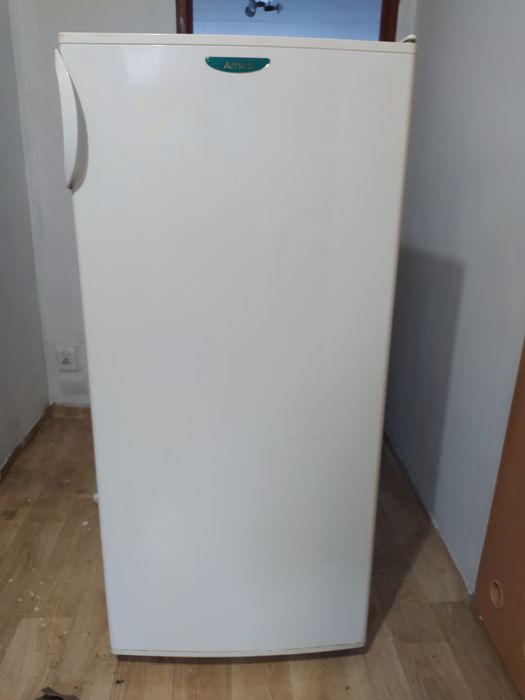 Sprzedam lodówkę