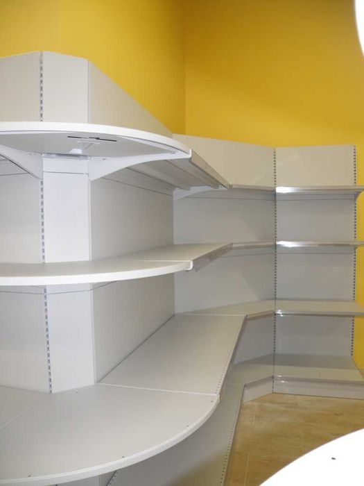 Торгове обладнання, безкоштовна доставка - полиці в наявності.