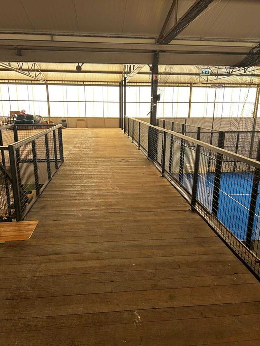 Piso superior em clube de Padel na Trofa