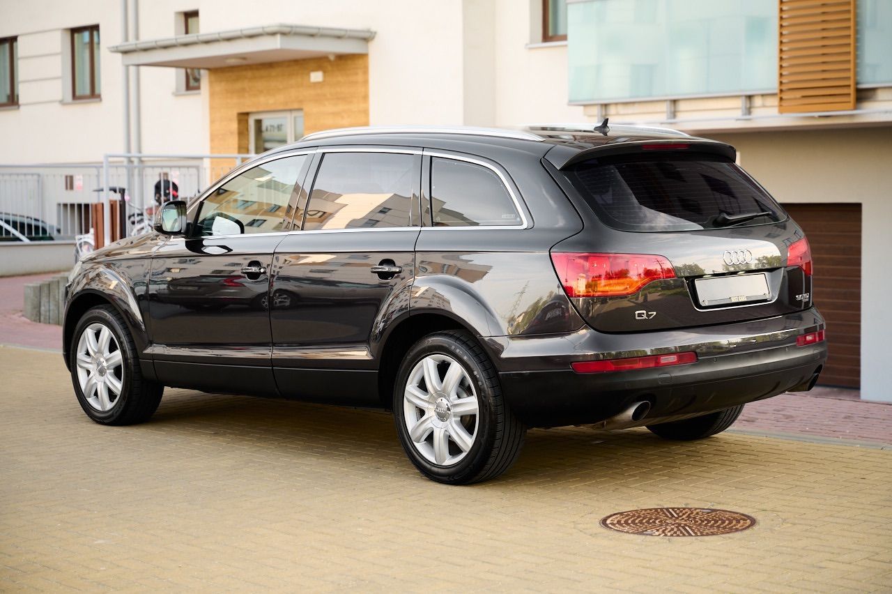 Audi Q7 3.0 V6 TDI 232PS / quattro / TipTronic / Bi-Xenon / BOSE / Zarej w PL