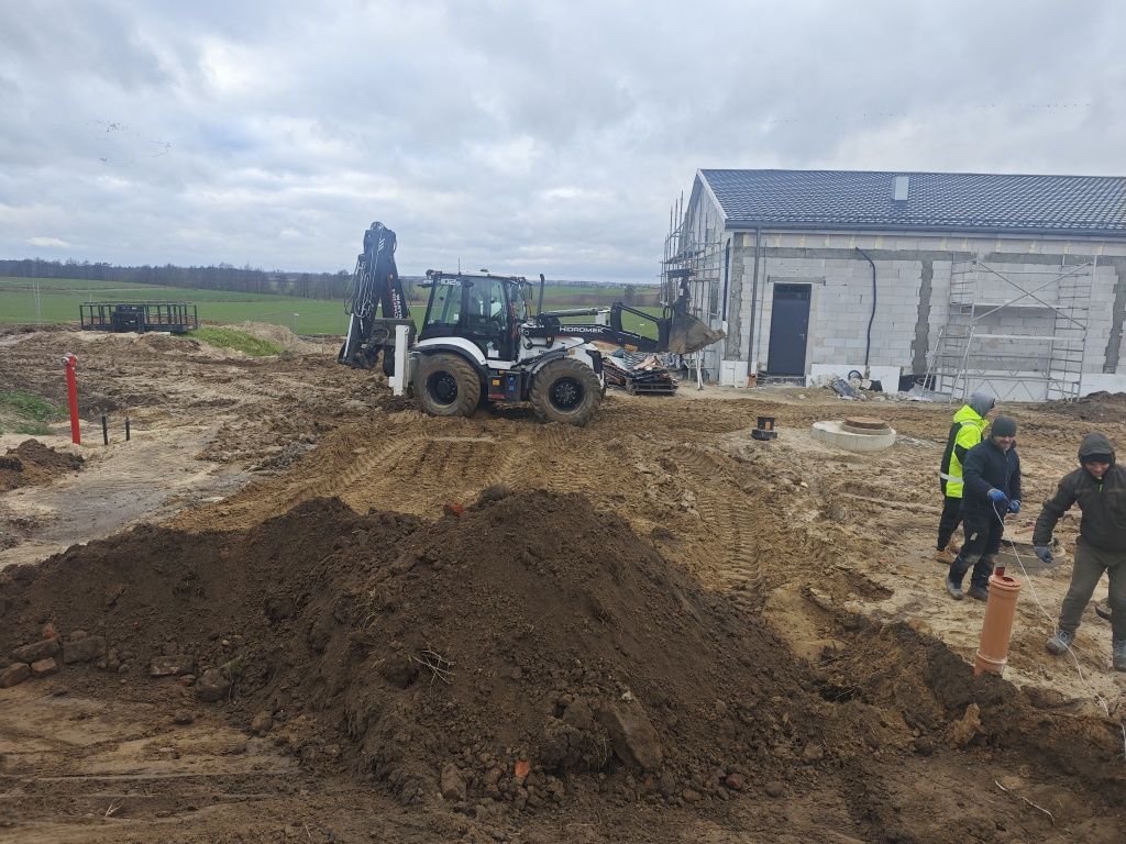 Usługi Koparko-ładowarka Wykopy Roboty ziemne Wyburzenia Rozbiórki