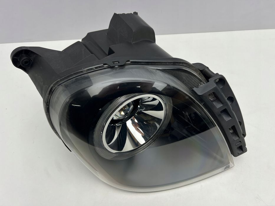 levc tx vn5 vista london taxi lampa przednia prawa przód 2017-