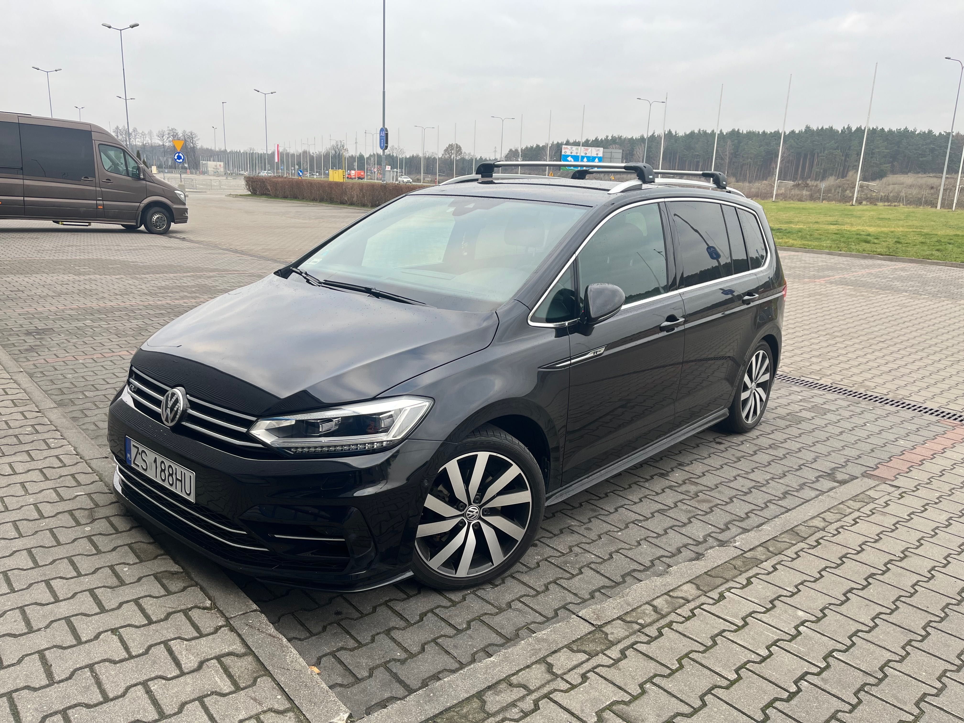 VW Touran 2017r, automat 180tys r-line ,1,8 tfsi okazja